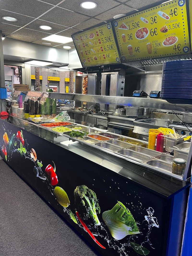 € kebab - restaurante en Alicante, Alicante, España