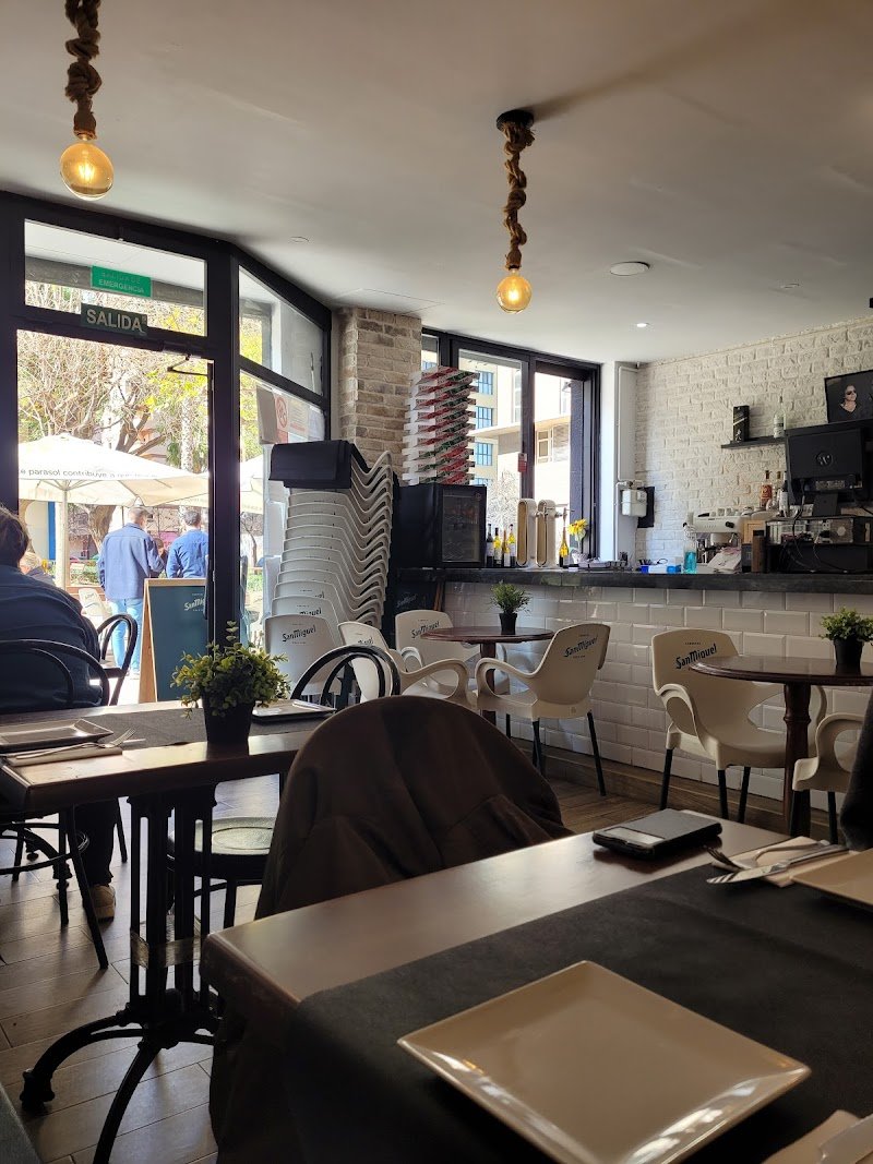 Kofo’s Bistro - restaurante en Valencia, Valencia, España