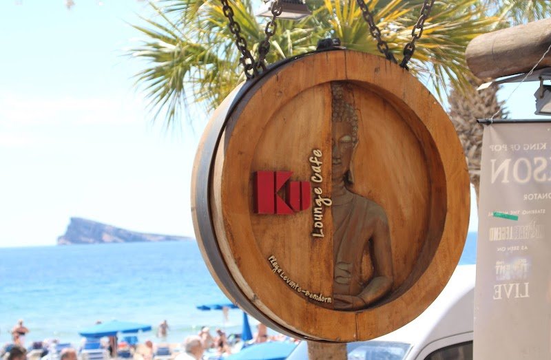 KU Lounge Café - restaurante en Benidorm, Alicante, España