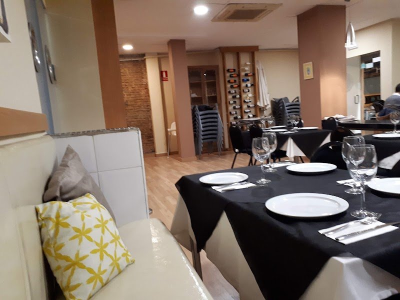 La Blonda Resto - Bar - restaurante en Valencia, Valencia, España
