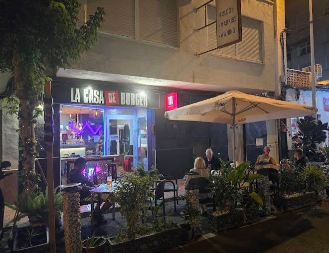 La Casa de Burger - restaurante en Torrevieja, Alicante, España