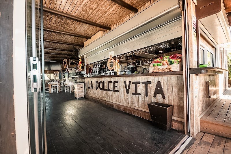 La Dolce Vita Beach - Chiringuito en Marbella - restaurante en Marbella, Málaga, España