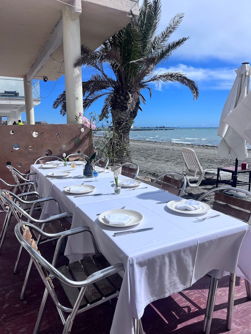 La Isla - Playa Lisa - restaurante en Isla de Tabarca, Alicante, España