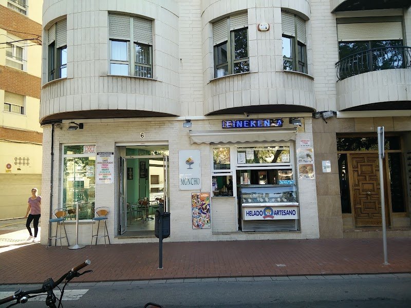 La Moncho Cafetería heladeria - restaurante en Oliva, Valencia, España