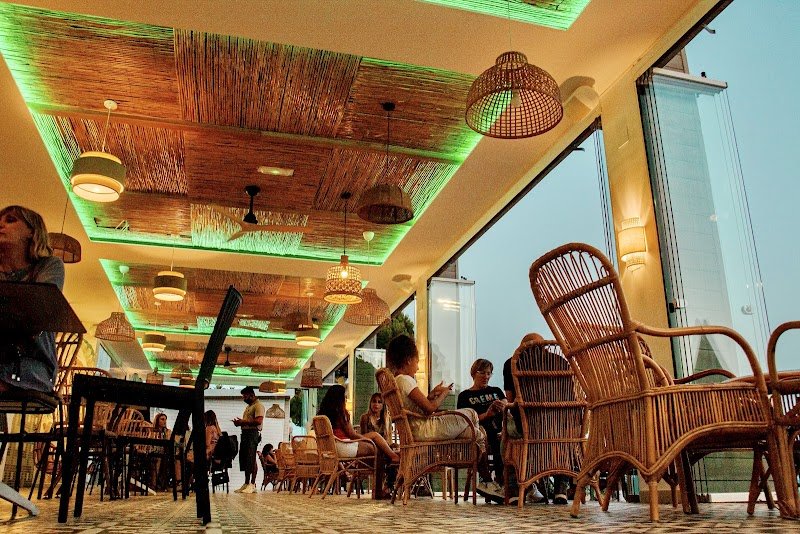 La Perla Negra. Beach Bar. - restaurante en Cullera, Valencia, España