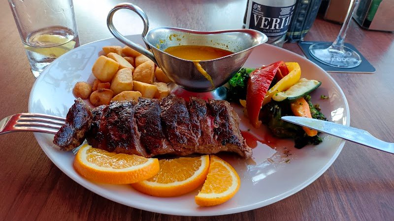 La Piazza ll - restaurante en Torrevieja, Alicante, España