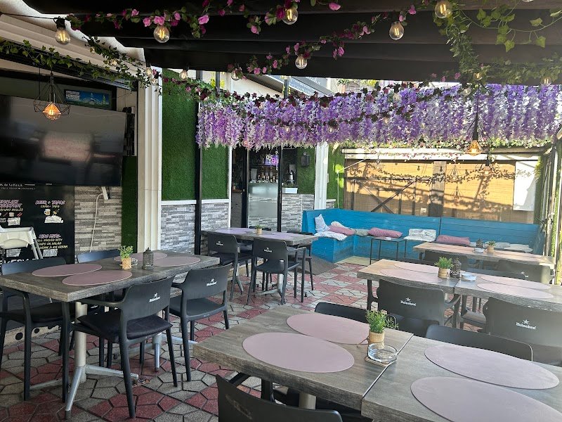 La Piedra Bar & Grill - restaurante en Arenales del Sol, Alicante, España