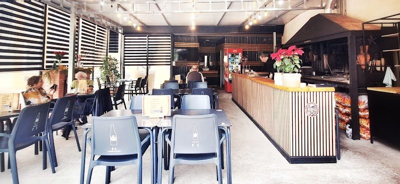 La Serreta Bar & Grill - restaurante en La Nucía, Alicante, España