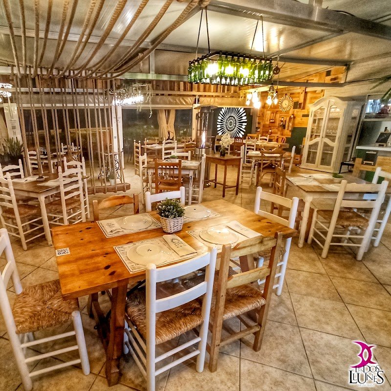 Les Dos Llunes - restaurante en Oliva, Valencia, España