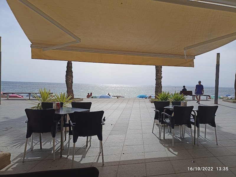 Lizarran Playa del Cura Torrevieja - restaurante en Torrevieja, Alicante, España