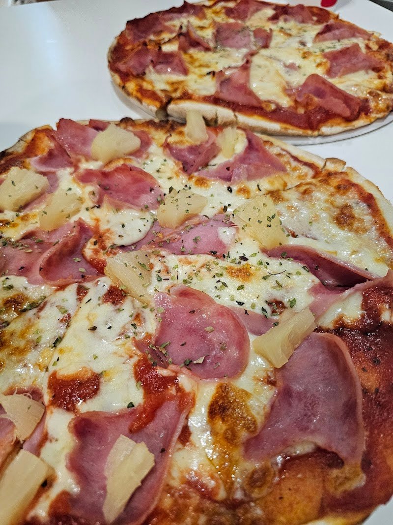 Llévatelo Pizzas - restaurante en Benidorm, Alicante, España