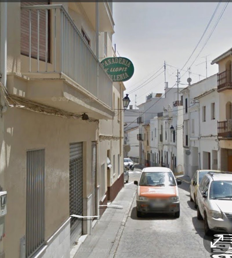 Llopis Panadería y Cafetería - restaurante en Oliva, Valencia, España