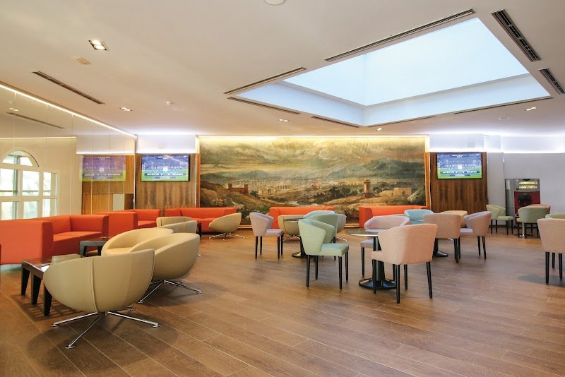 Lobby Bar - restaurante en Oliva, Valencia, España