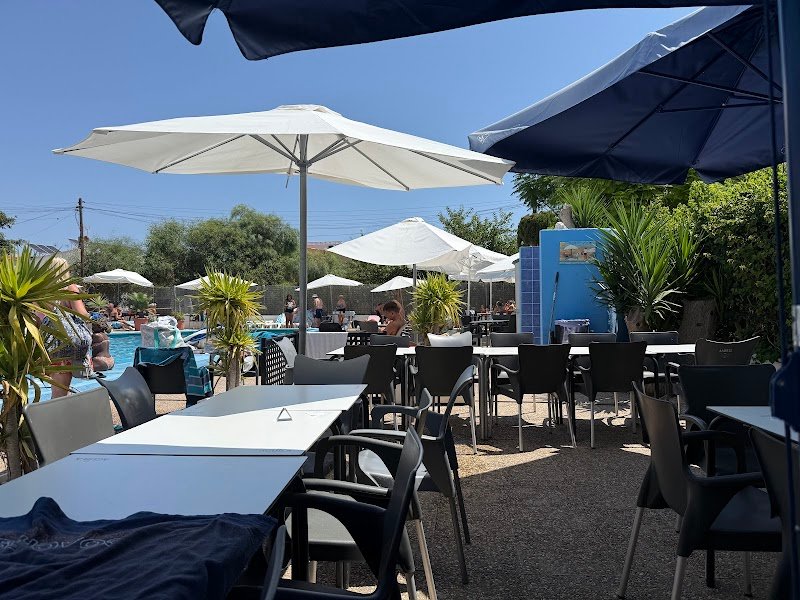 Marina Bar - restaurante en Torrevieja, Alicante, España