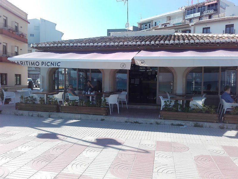 Marítimo Café & Bistró - restaurante en Jávea, Alicante, España
