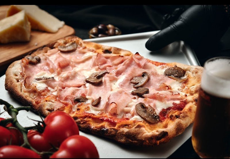 Max's Pizza & Pasta - restaurante en Torrevieja, Alicante, España