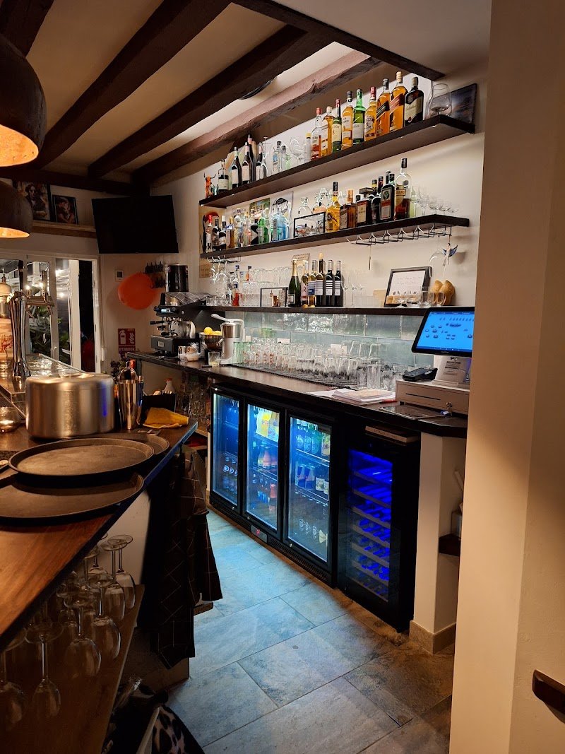 McKenzie’s. - restaurante en Moraira, Alicante, España