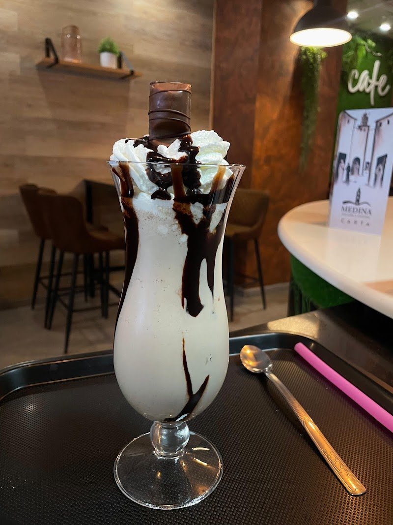 Medina, Bocatería & Cafetería - restaurante en La Vall d'Uixó, Castellón, España