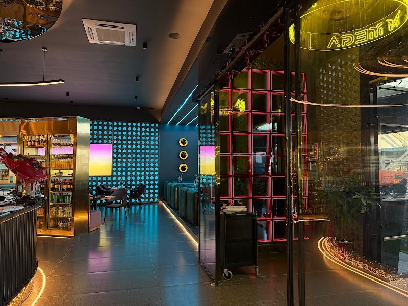 Mega restaurant chinoi - restaurante en Orihuela Costa, Alicante, España