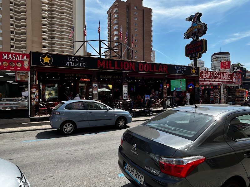 Million Dollar Bar - restaurante en Benidorm, Alicante, España