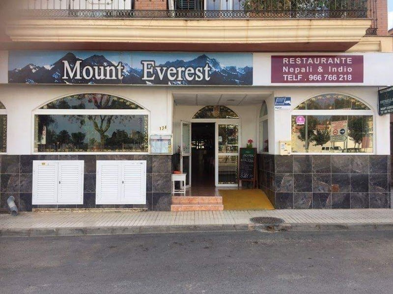 Mount Everest Restaurant - restaurante en Pilar de la Horadada, Alicante, España