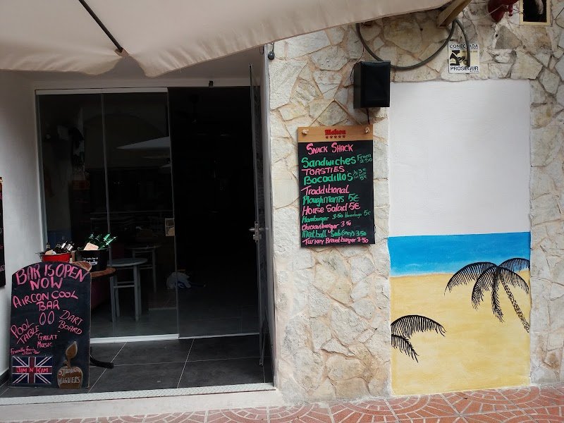 Oasis Bar. - restaurante en Calpe, Alicante, España