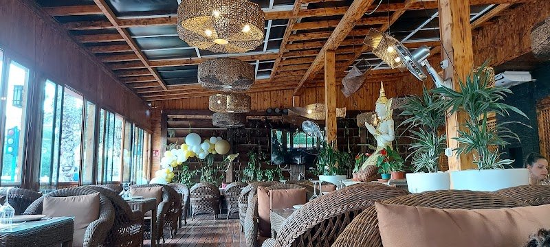 Palapa Beach - restaurante en Alicante, Alicante, España