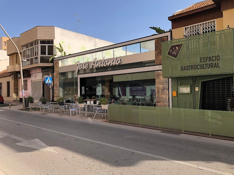 Panadería José Antonio - Pilar de la Horadada - restaurante en Pilar de la Horadada, Alicante, España