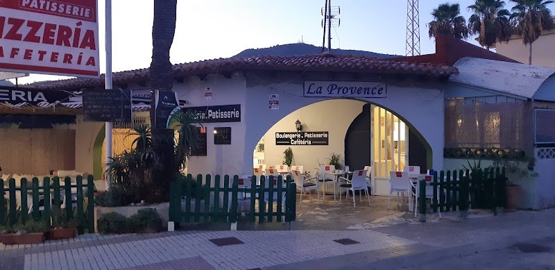 Panadería La Provence - restaurante en Alfaz del Pi, Alicante, España