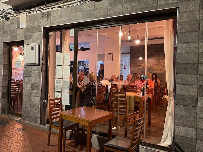 Paneil's Steakhouse & Restaurant - restaurante en Benidorm, Alicante, España