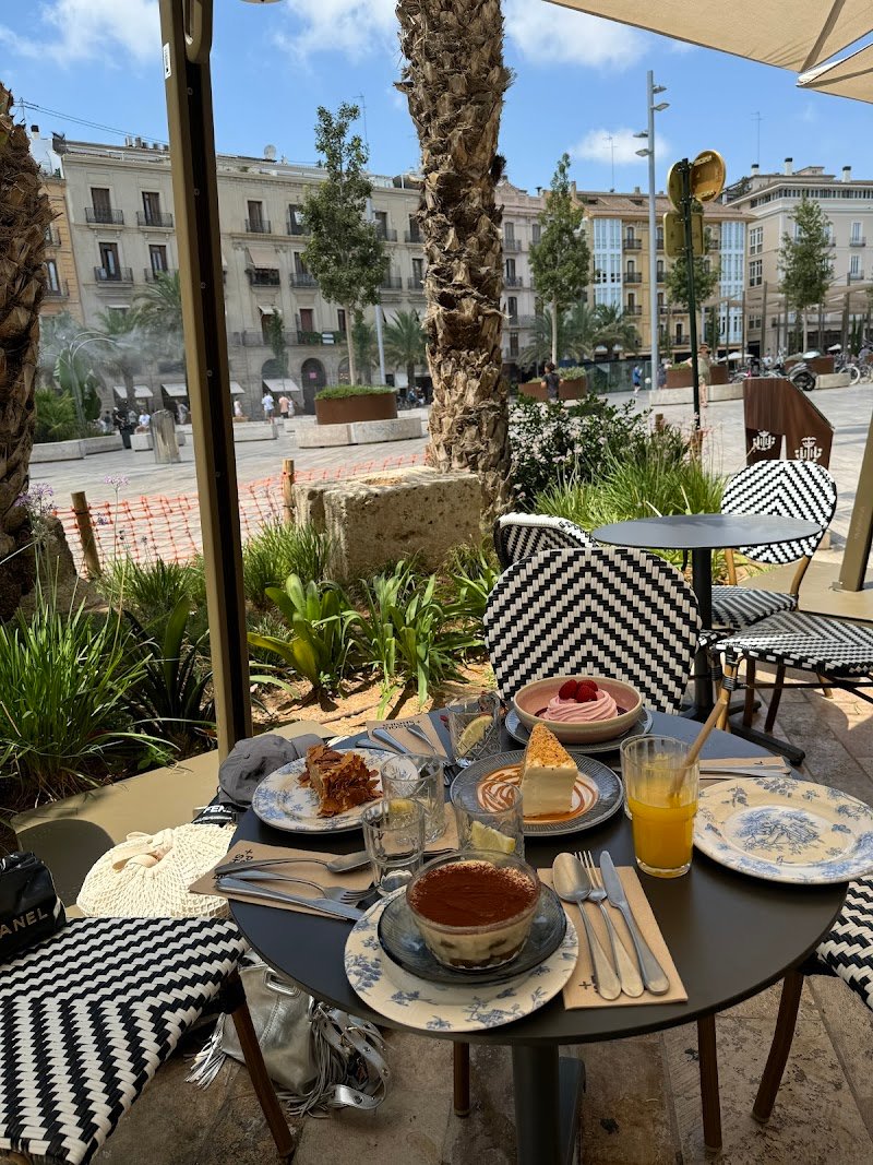 PASQUAL+SHEILA | Plaza de la Reina - restaurante en Valencia, Valencia, España