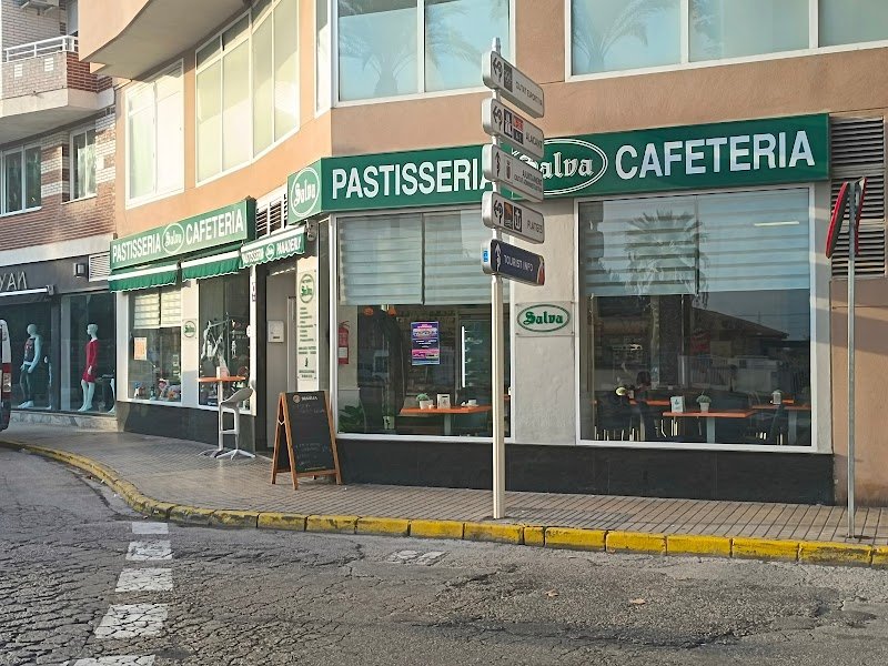 Pastelería Cafetería Salva - restaurante en Oliva, Valencia, España