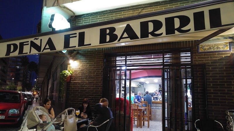Peña El Barril - restaurante en Gandía, Valencia, España