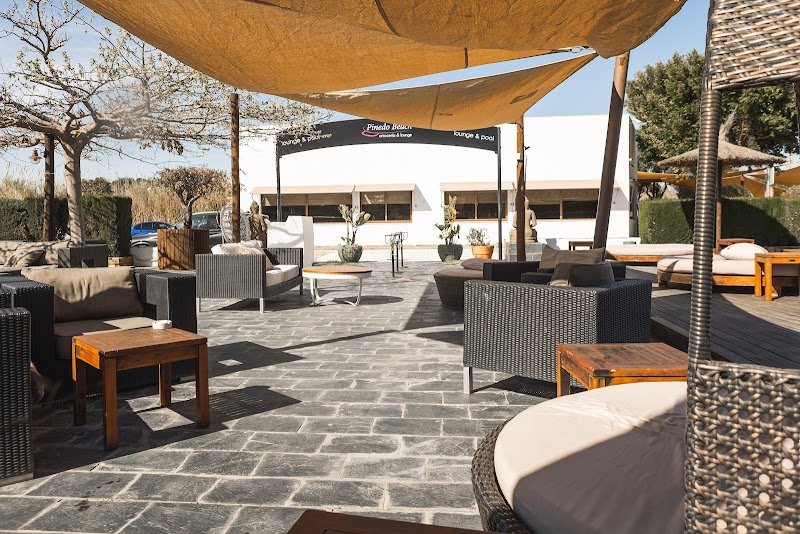 Pinedo Beach Arrocería & Lounge (by Arrocería Maribel) - restaurante en El Saler, Valencia, España
