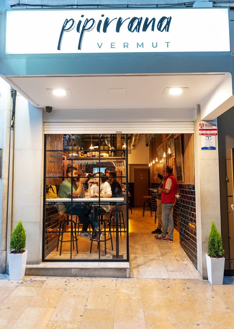 PIPIRRANA VERMUT - restaurante en Alicante, Alicante, España