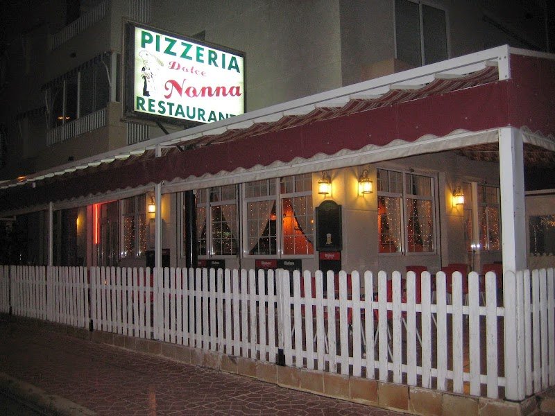 Pizzería Dolce Nonna - restaurante en Guardamar del Segura, Alicante, España