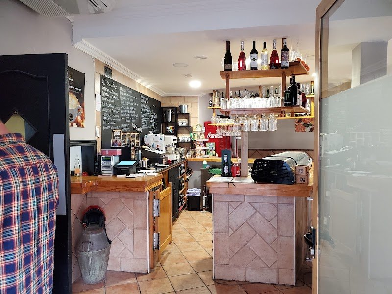Pizzeria Ginevra - restaurante en Alicante, Alicante, España
