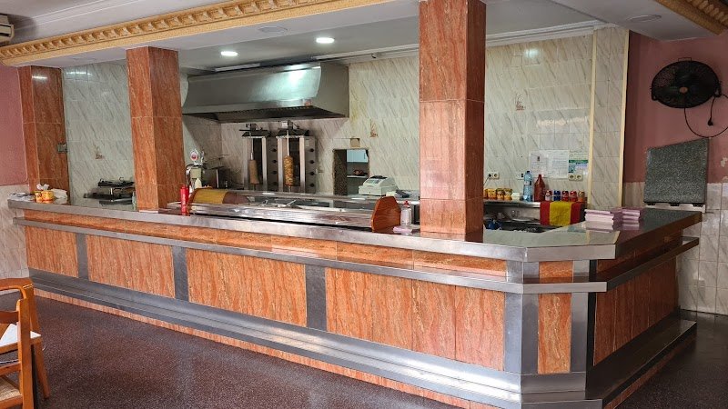 Pizzeria kebab palamo - restaurante en Alicante, Alicante, España