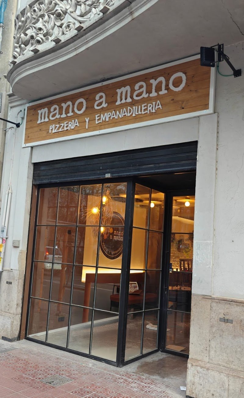Pizzería Mano a Mano - restaurante en Valencia, Valencia, España