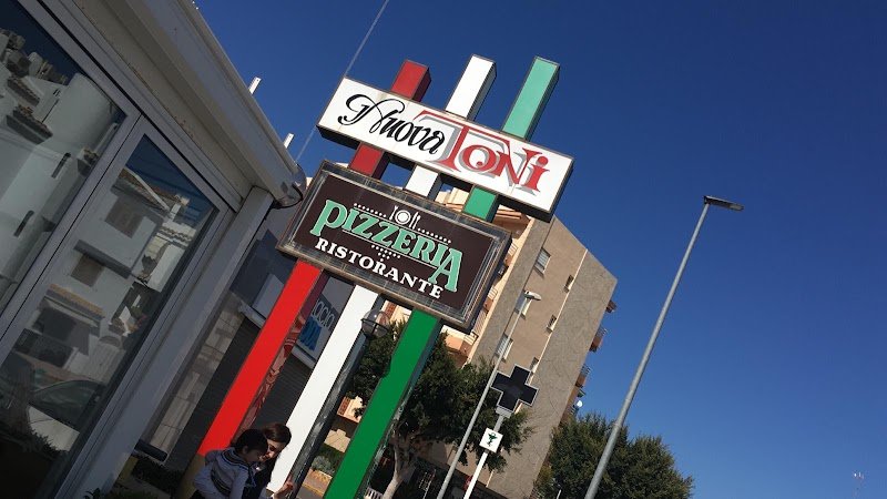 Pizzería Toni - restaurante en La Pobla de Farnals, Valencia, España