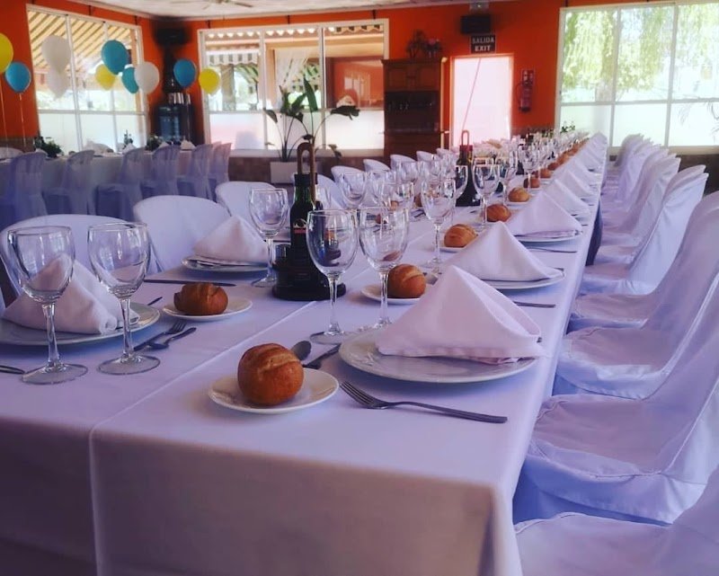 Pool & Garden Bar - restaurante en Pilar de la Horadada, Alicante, España