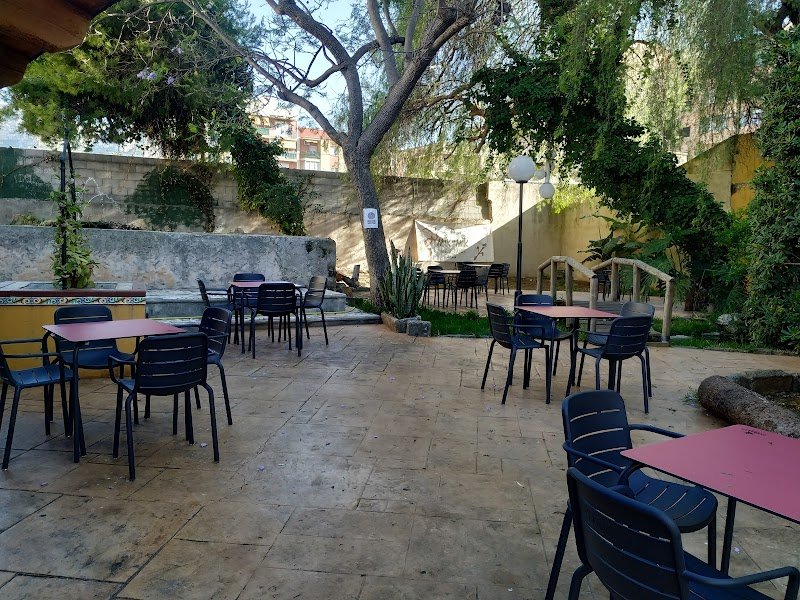 Pub Mikmik - restaurante en Dénia, Alicante, España