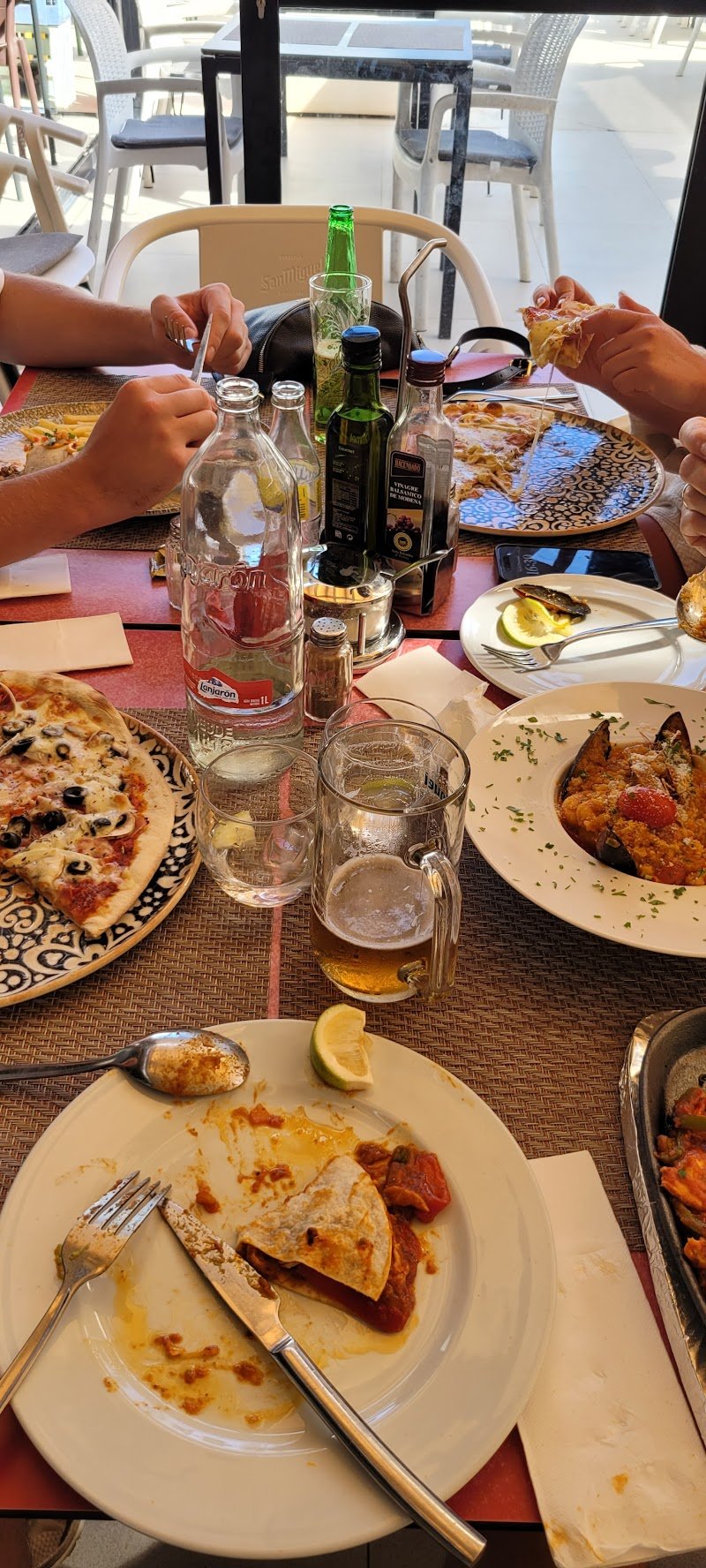 Restaurant Mil Palmeras - restaurante en Pilar de la Horadada, Alicante, España
