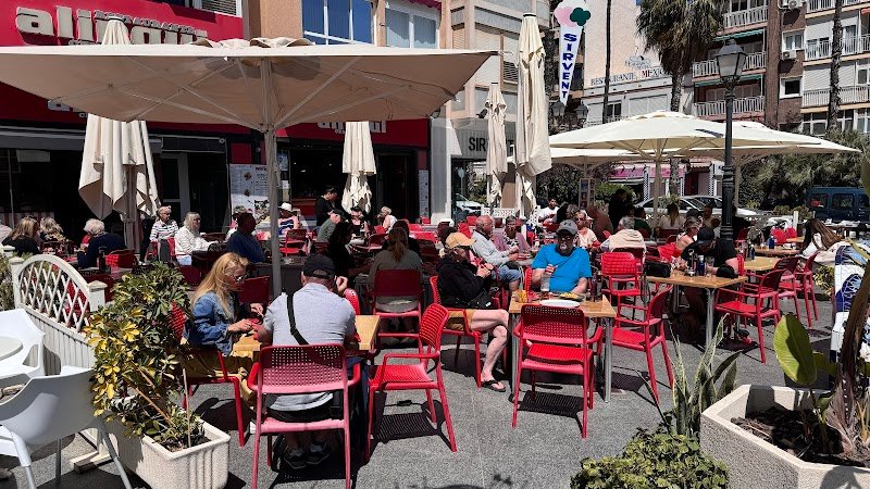 Restaurante Alingui Centro - restaurante en Torrevieja, Alicante, España