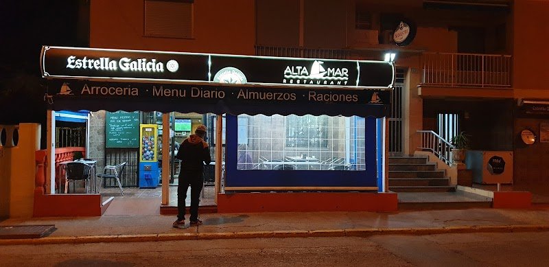 Restaurante Alta Mar - restaurante en Tavernes de la Valldigna, Valencia, España