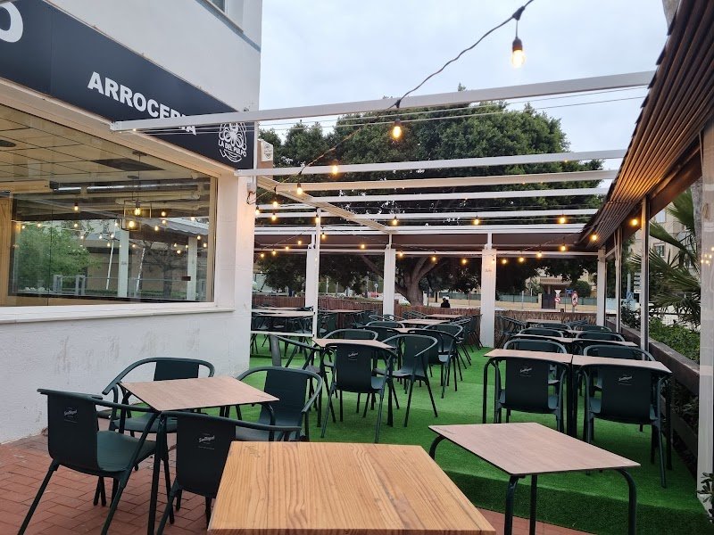 Restaurante Arrocería La Del Pulpo - restaurante en Canet d'en Berenguer, Valencia, España