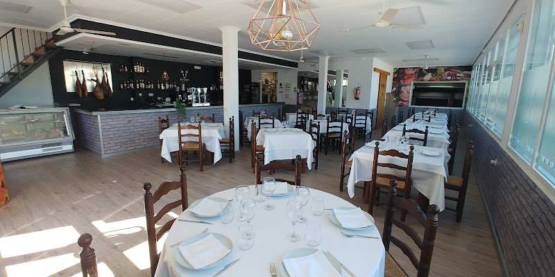 Restaurante - Asador La Vaca - restaurante en El Puig, Valencia, España