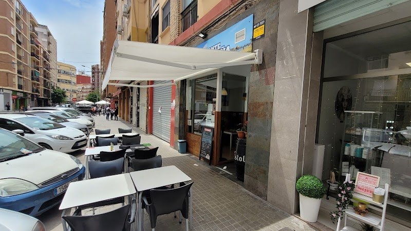 Restaurante Cafetería La Hondureña - restaurante en Valencia, Valencia, España