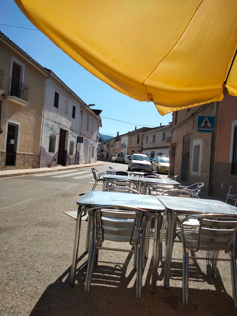 Restaurante Casa Raquel - restaurante en Tavernes de la Valldigna, Valencia, España