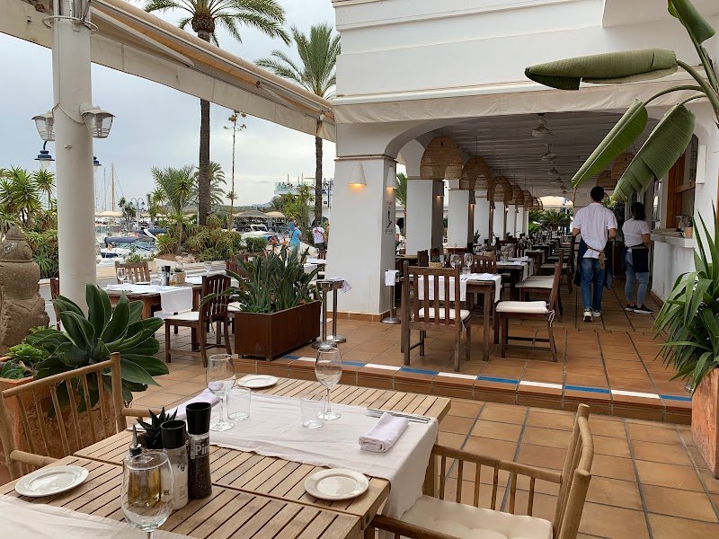 Restaurante Club Náutico - restaurante en Moraira, Alicante, España